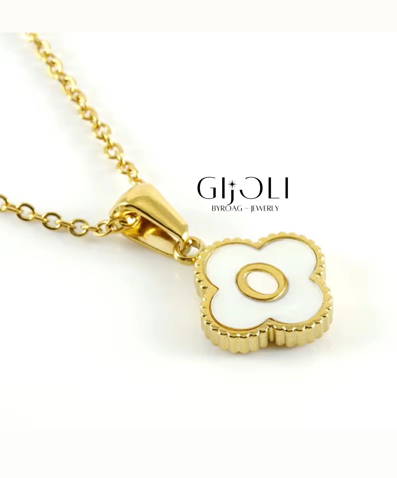 Inicial clover