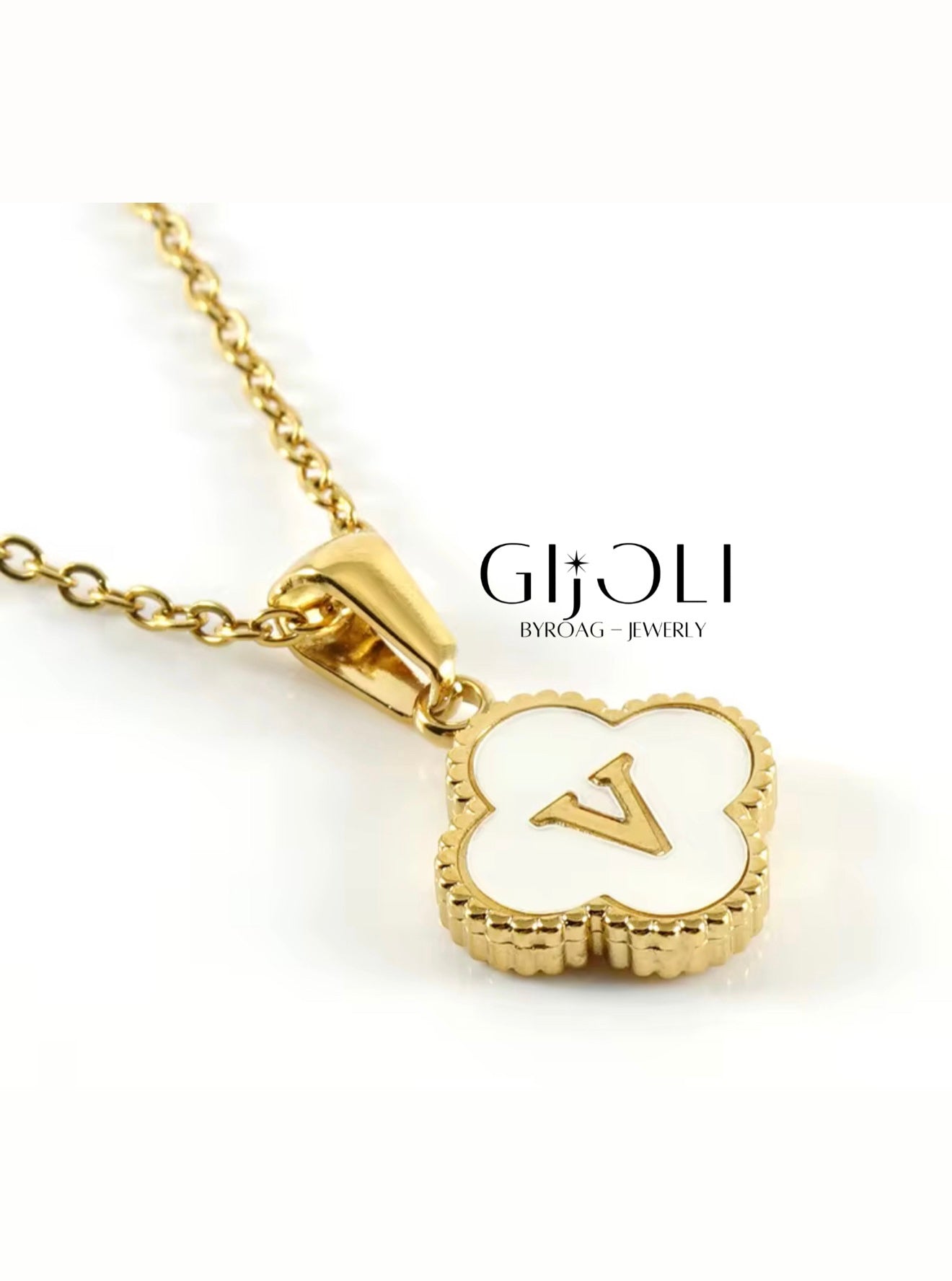 Inicial clover