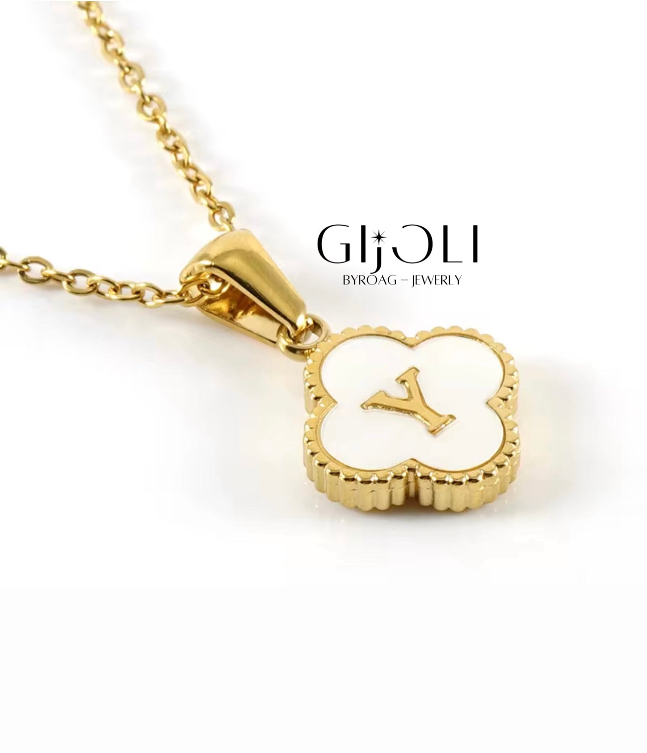 Inicial clover