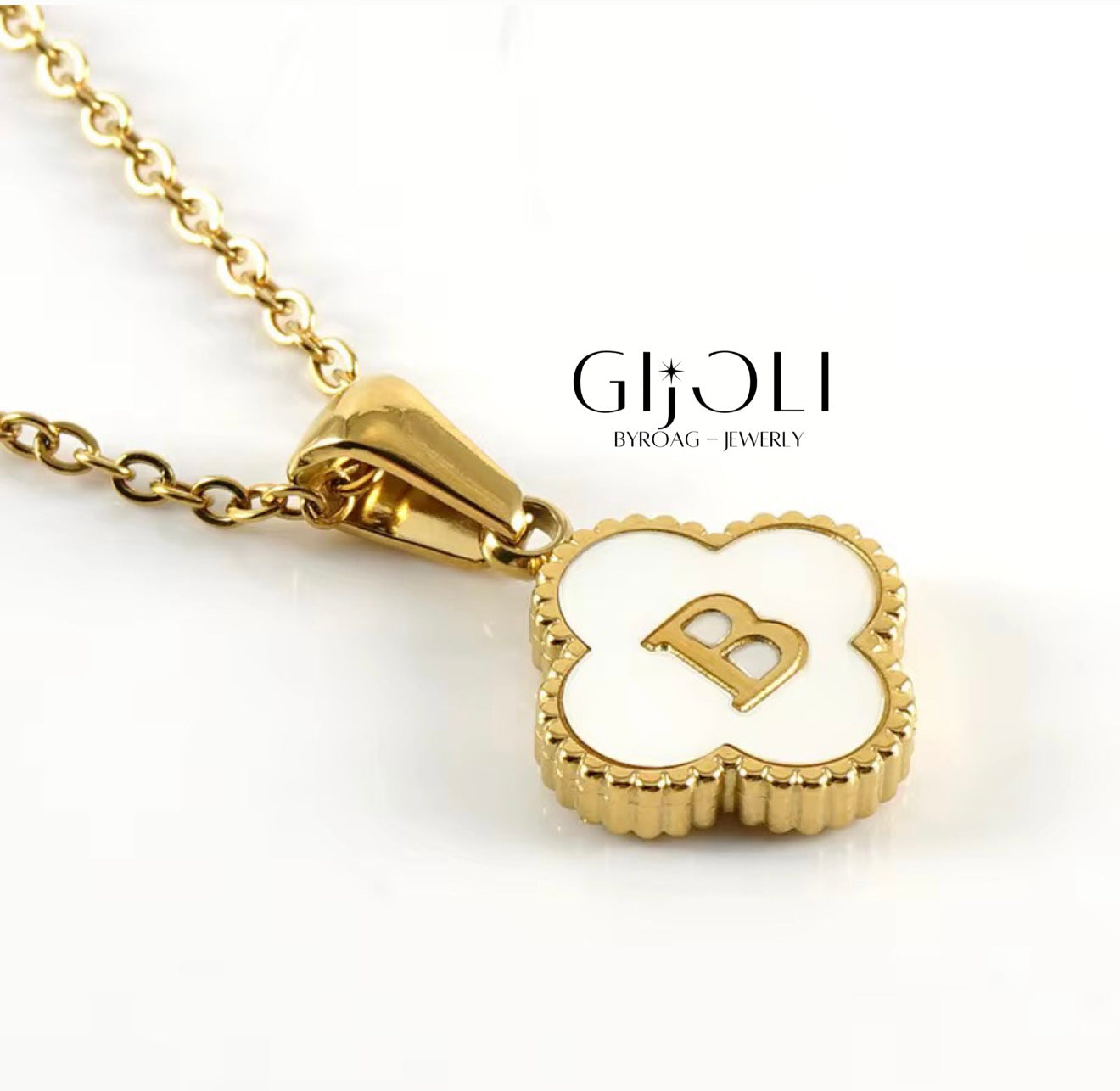 Inicial clover