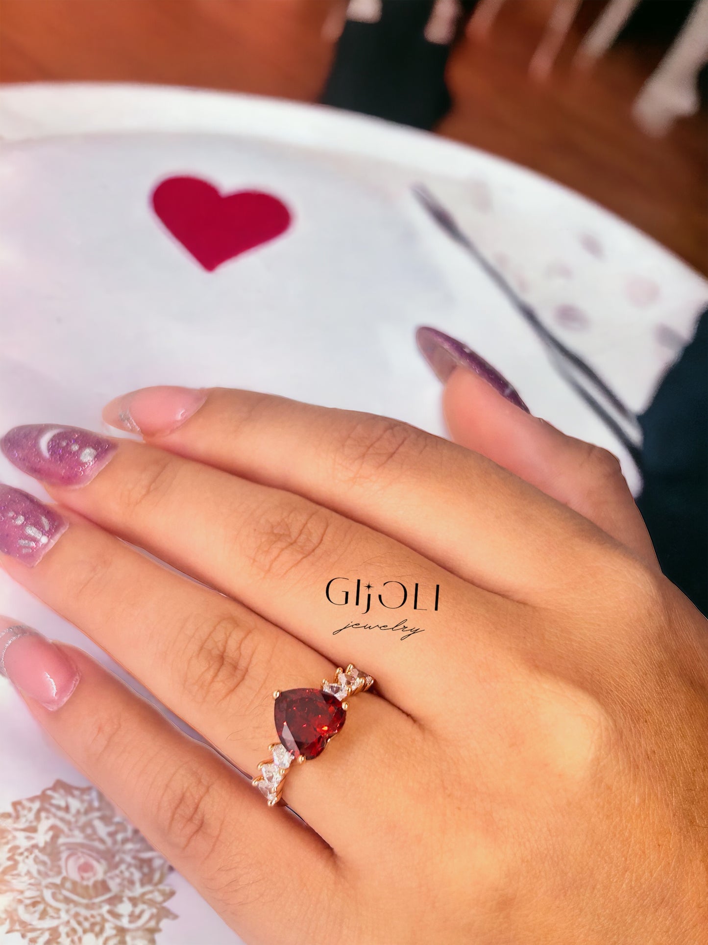 Sortija corazón rojo