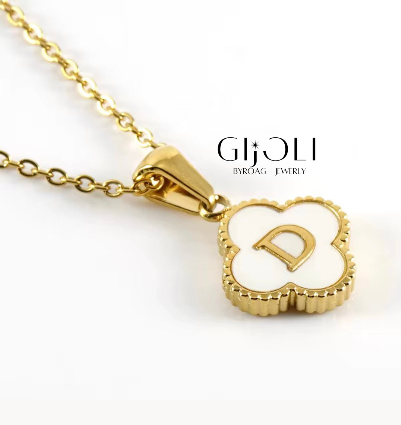 Inicial clover