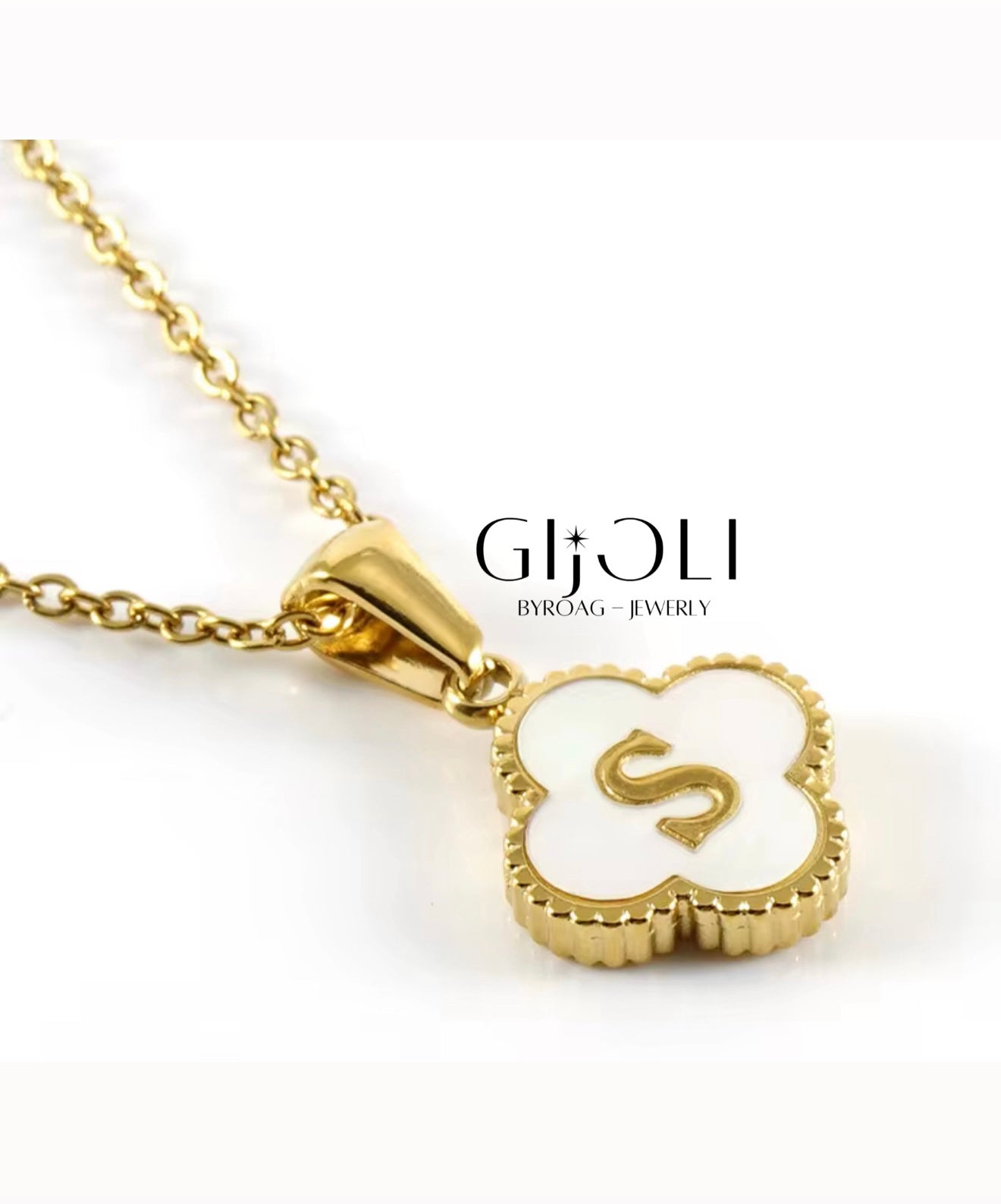 Inicial clover