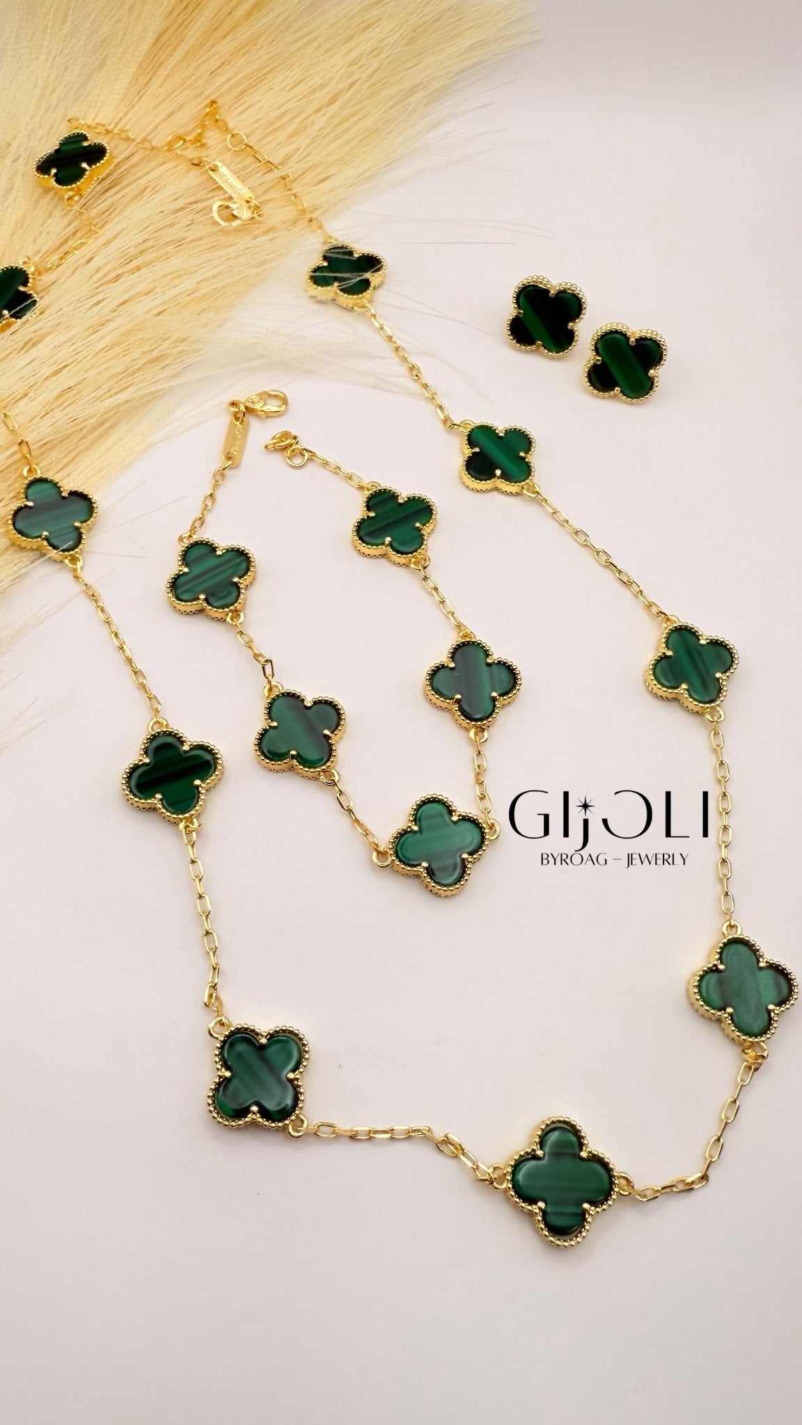Set Clover (pantallas, pulsera y cadena)