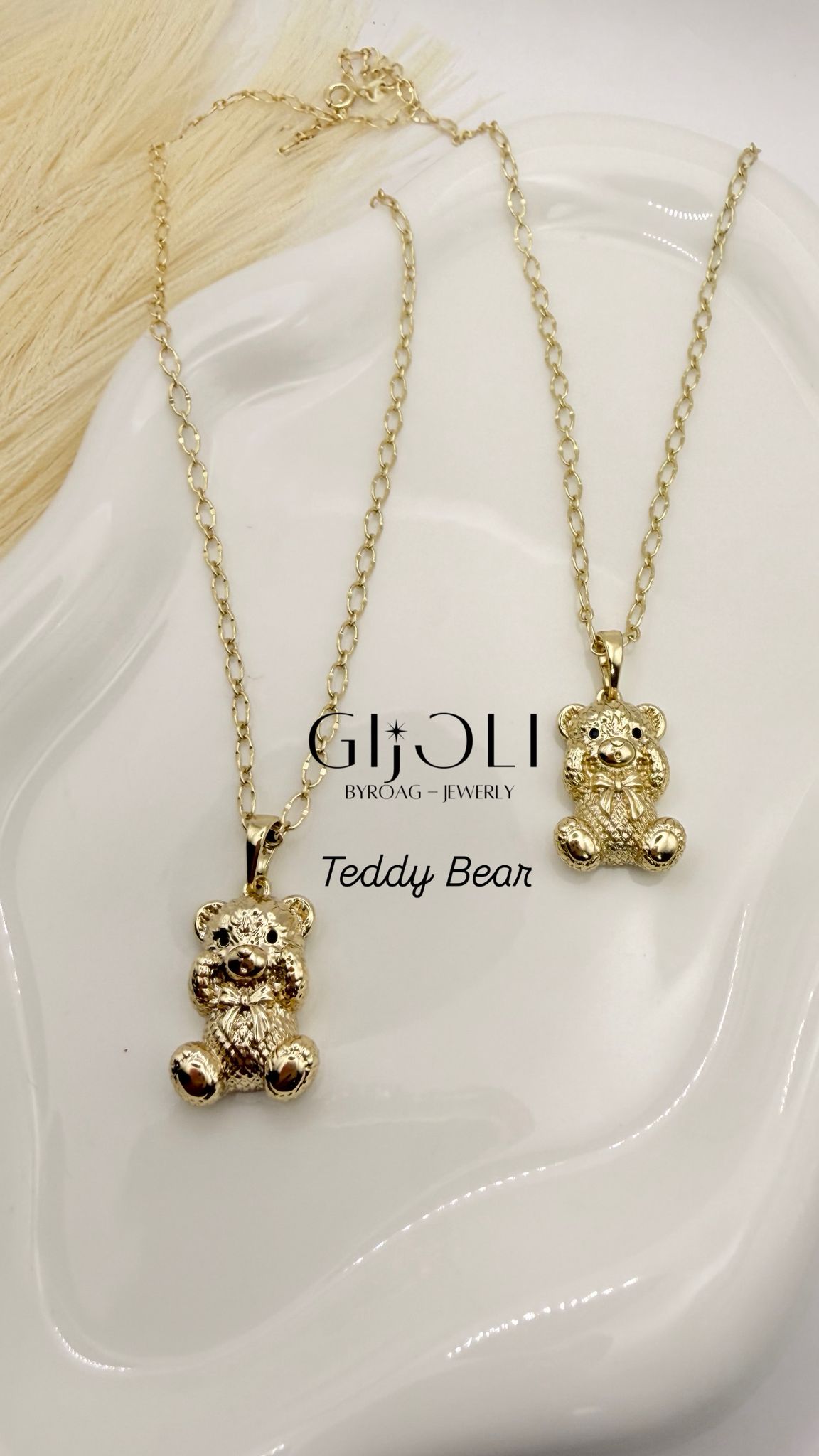 Cadena Teddy Bear