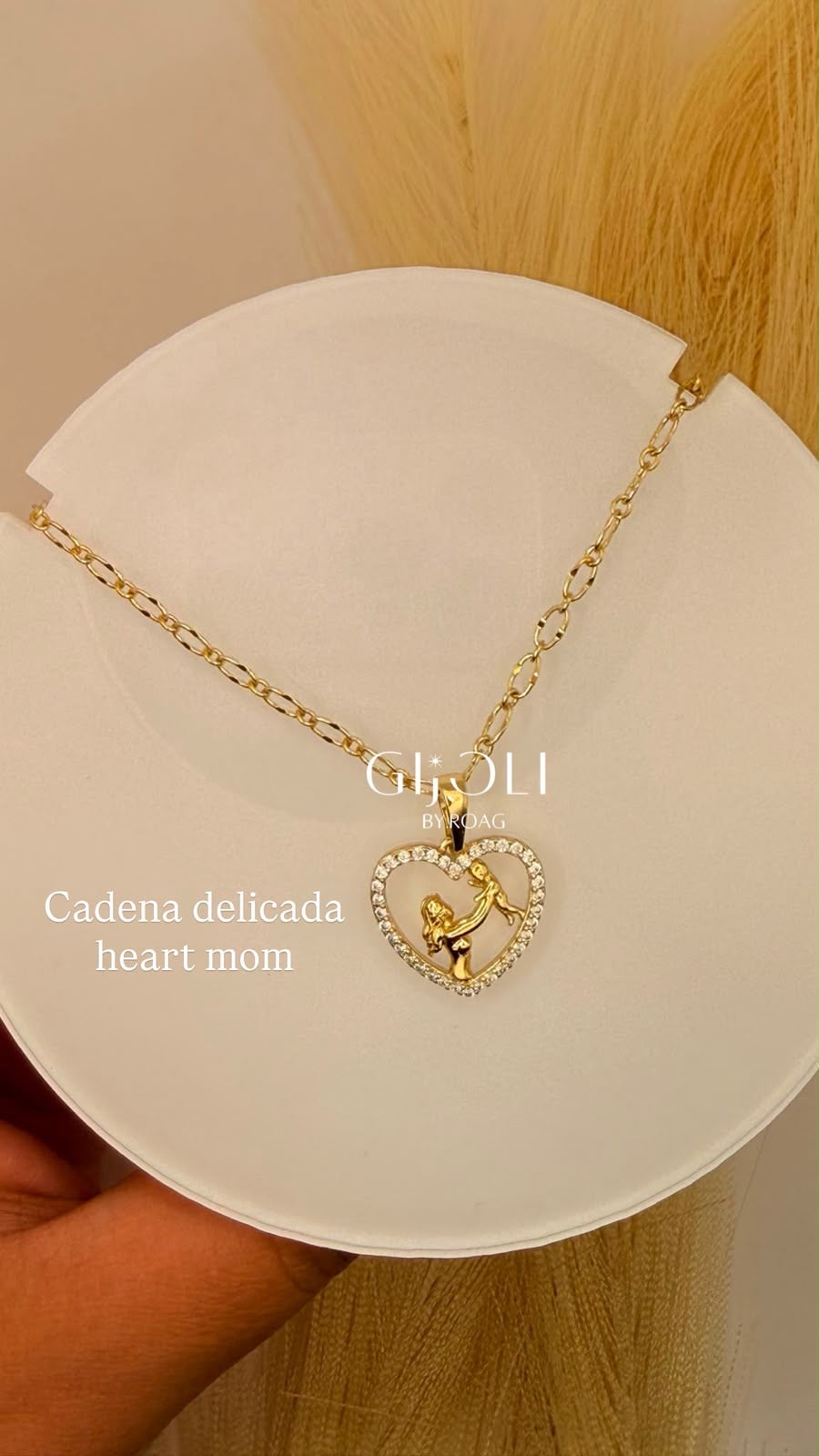 Cadena Delicada Heart Mom