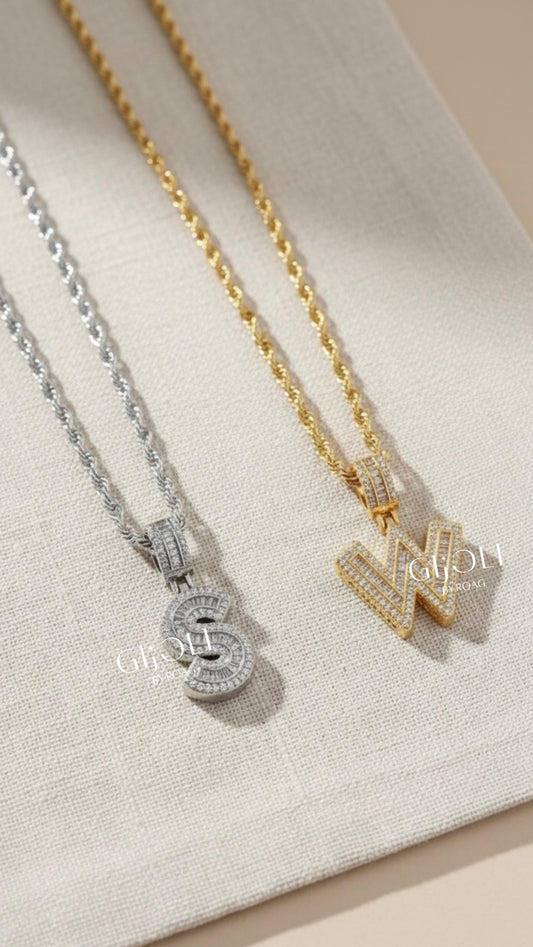 Iniciales de cristal