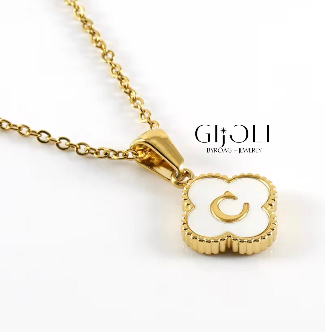 Inicial clover