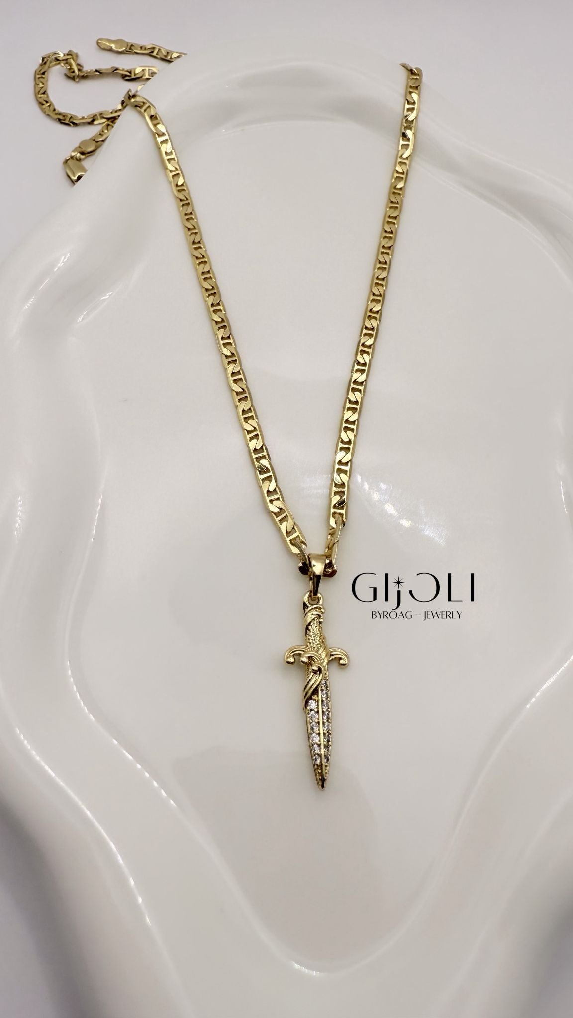 Cadena Filo Dorado