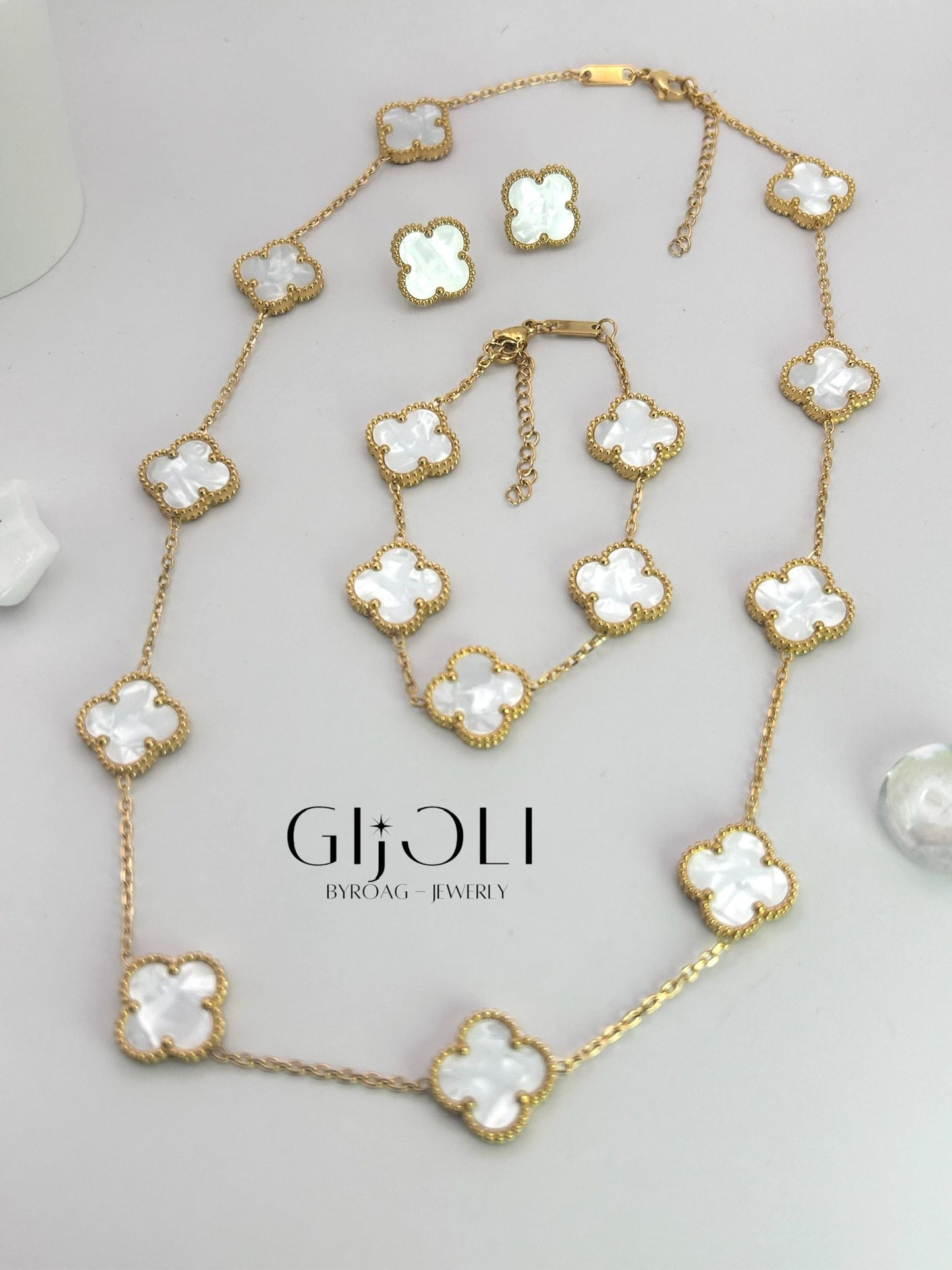 Set Clover (pantallas, pulsera y cadena)