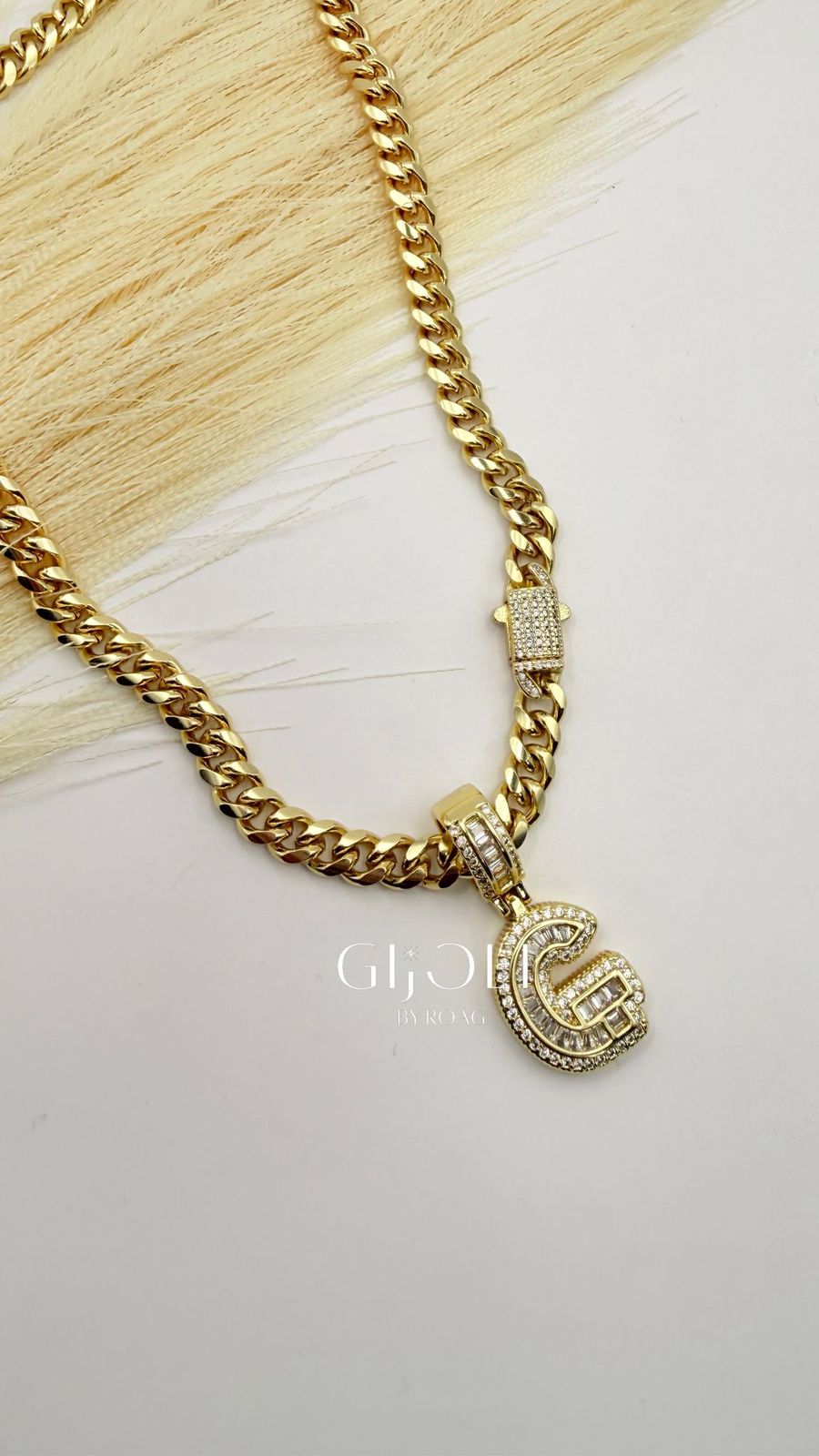 Cadena Mónaco + Inicial cristal