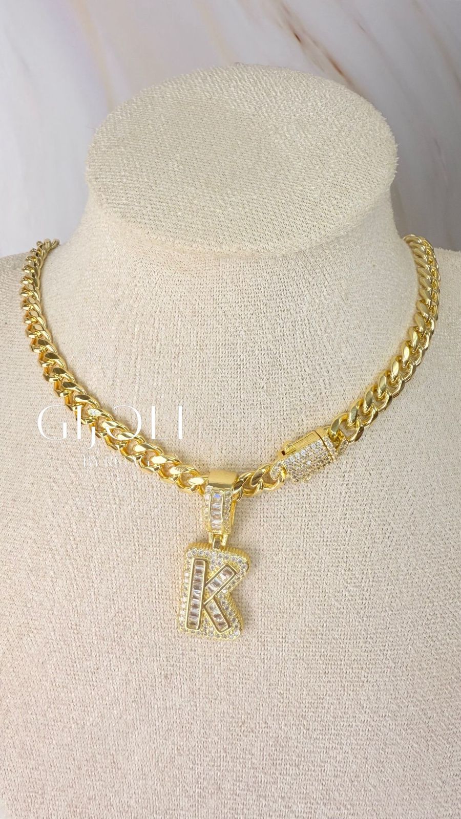 Cadena Mónaco + Inicial cristal