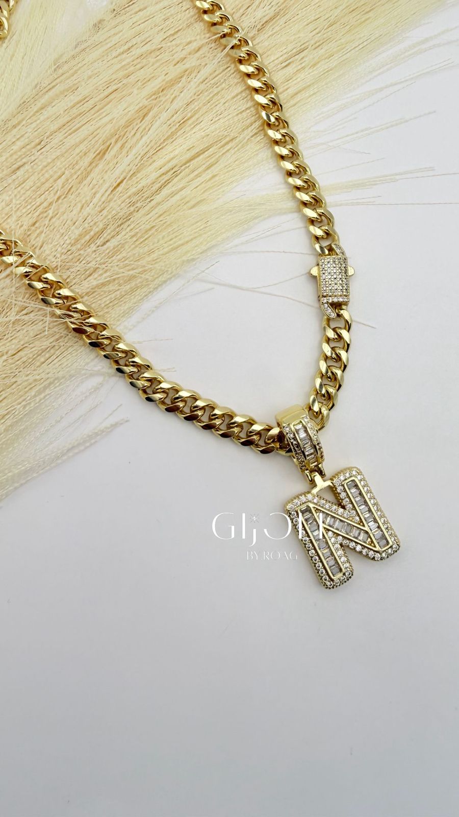 Cadena Mónaco + Inicial cristal
